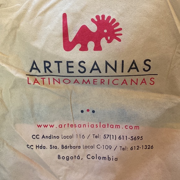 Colombian Molas (Textile Art) - Picture 5 of 5